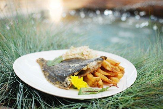 M15 Restaurant & Bar